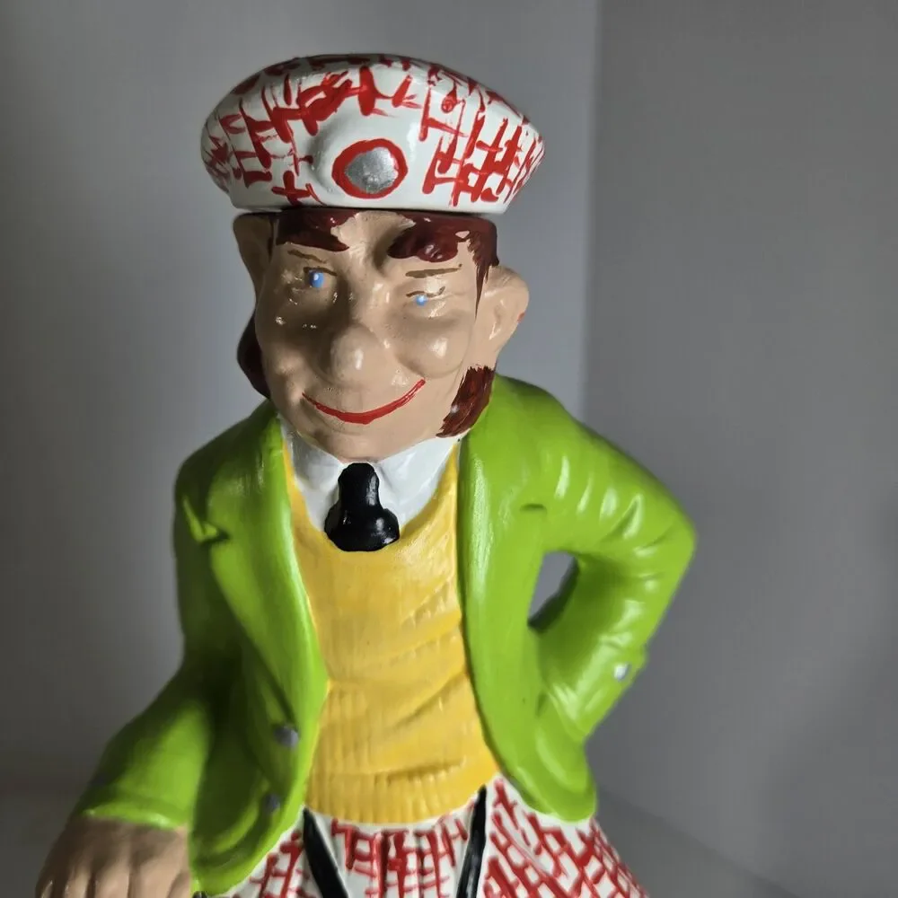 Vintage Ceramic Scottish Man on Barrel Decanter – Hand Painted Barware Figurine